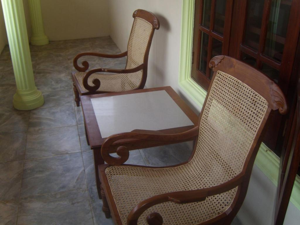 Time N Tide Beach Resort هيكادوفا الغرفة الصورة